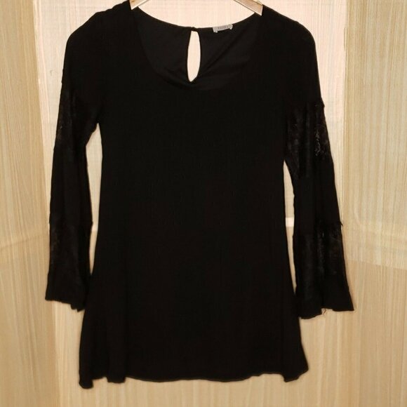 Tobi Tunic Length Top With Lacey Bell Sleeve Small - Picture 1 of 7
